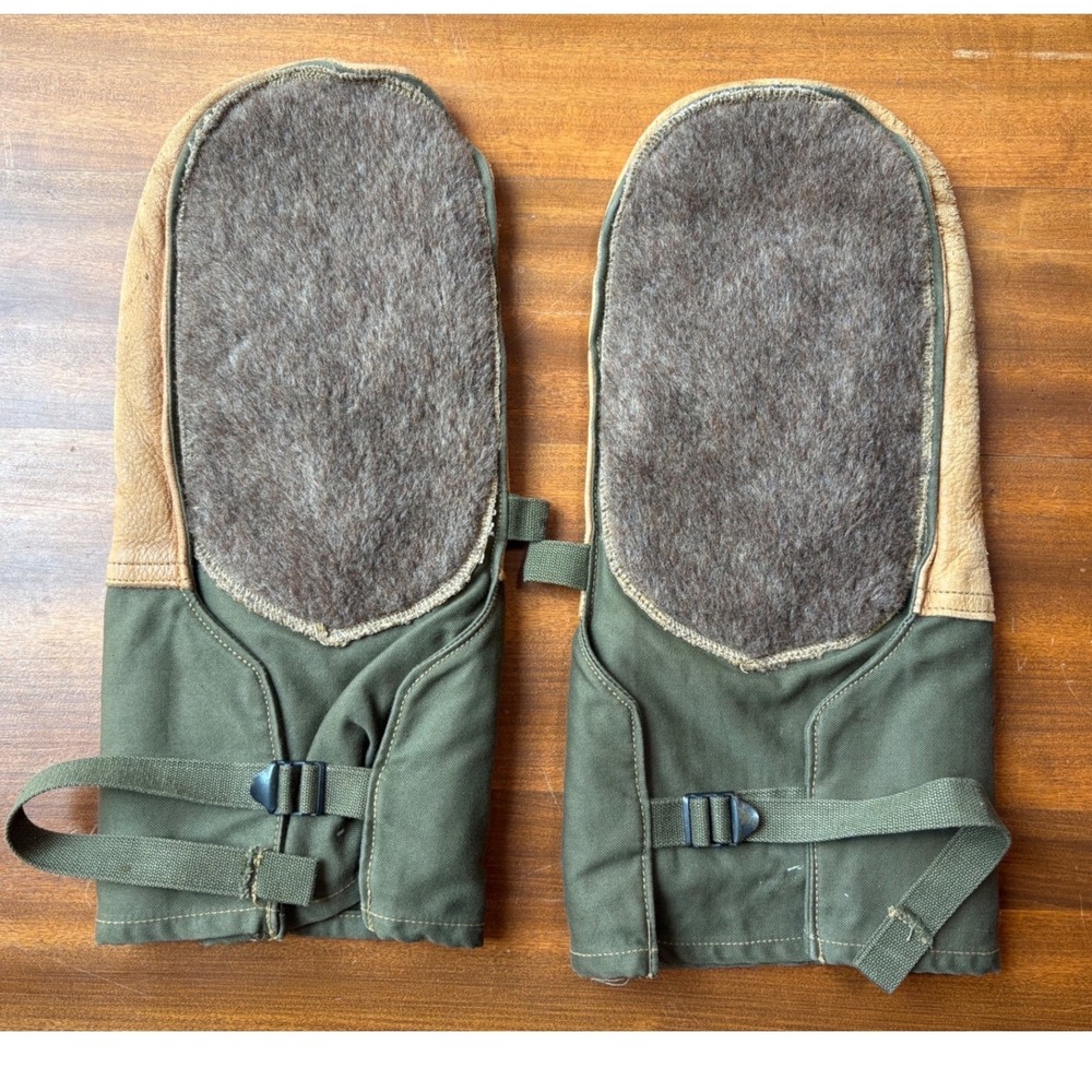 Vintage US Military Arctic Mittens Extreme Cold Weather Leather Canvas Green